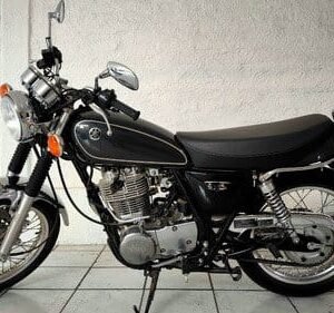 YAMAHA SR 400 2016