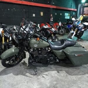 HARLEY DAVIDSON ROAD KING 1861 2021