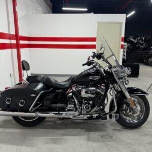 HARLEY DAVIDSON ROAD KING  2017