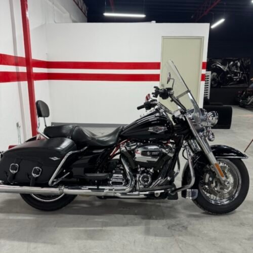 HARLEY DAVIDSON ROAD KING  2017