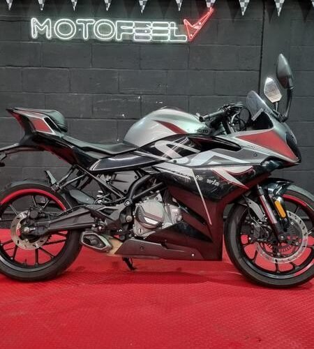 CF MOTO 300 SR 2023