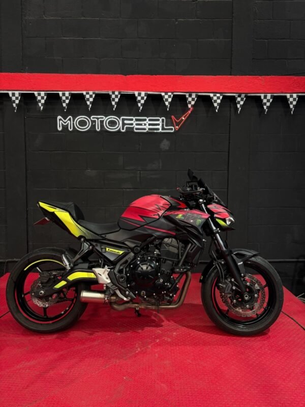 KAWASAKI Z650 2023