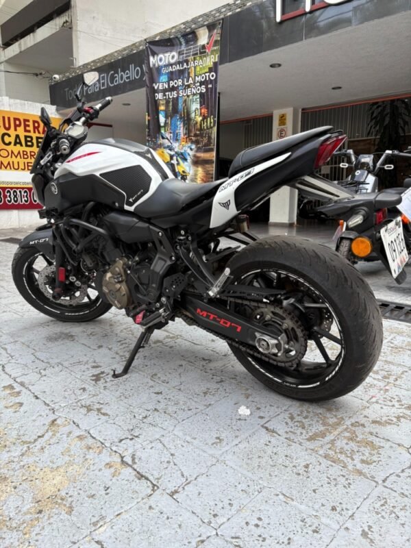 YAMAHA MT 07 2018 - Image 6
