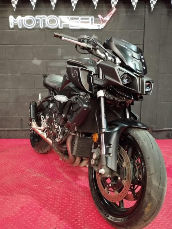 YAMAHA MT10 2019 - Image 2