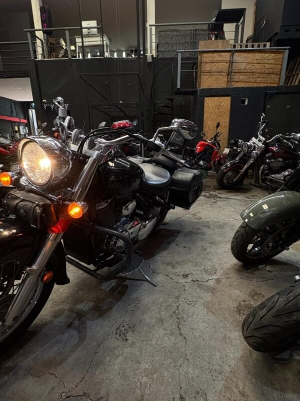SUZUKI BOULEVARD C50 2019 - Image 4