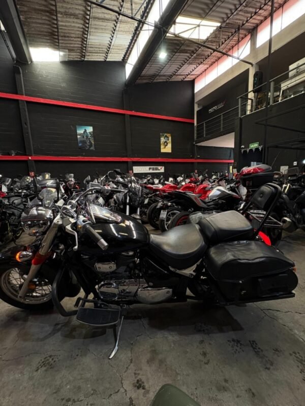 SUZUKI BOULEVARD C50 2019 - Image 5