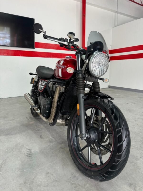 TRIUMPH SPEED TWIN 900 2017 - Image 2