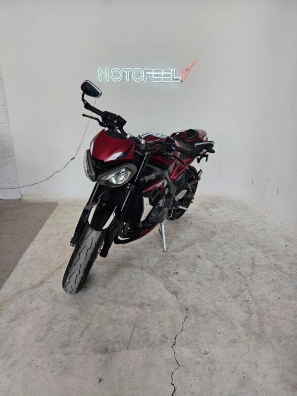 TRIUMPH STREET TRIPLE 765 RS 2021 - Image 4