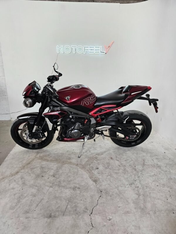 TRIUMPH STREET TRIPLE 765 RS 2021 - Image 5