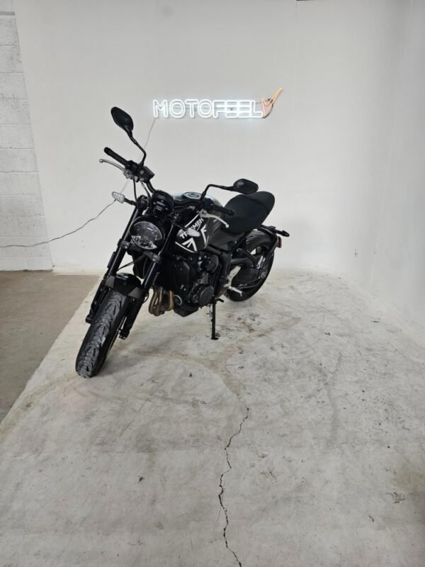 TRIUMPH TRIDENT 660 2022 - Image 4
