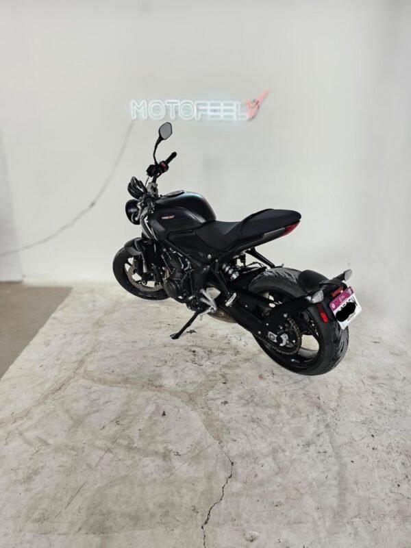 TRIUMPH TRIDENT 660 2022 - Image 6