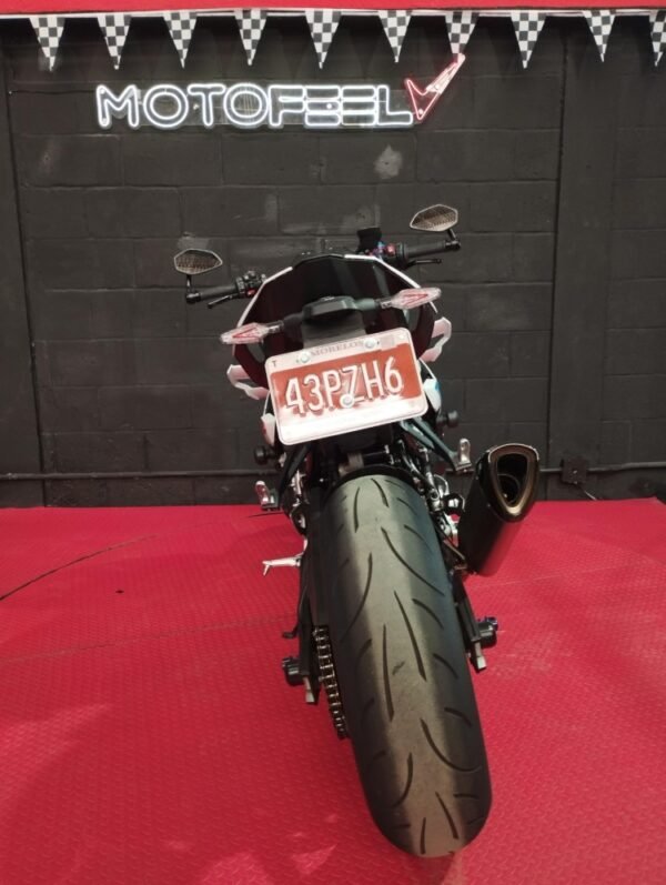 BMW M 1000R 2024 - Image 6