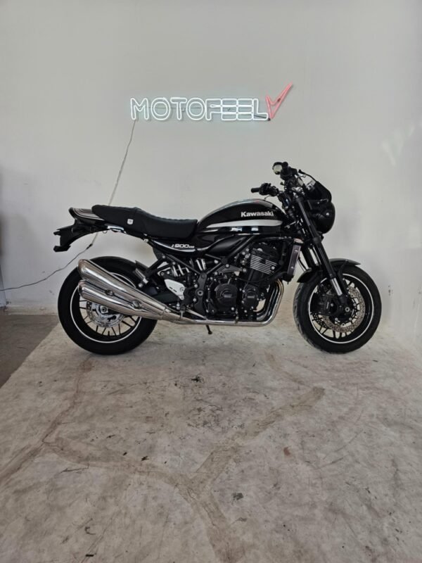 KAWASAKI Z900 SR 2022