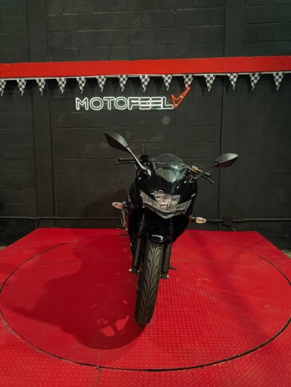 SUZUKI GIXXER 150 SF 2025 - Image 3