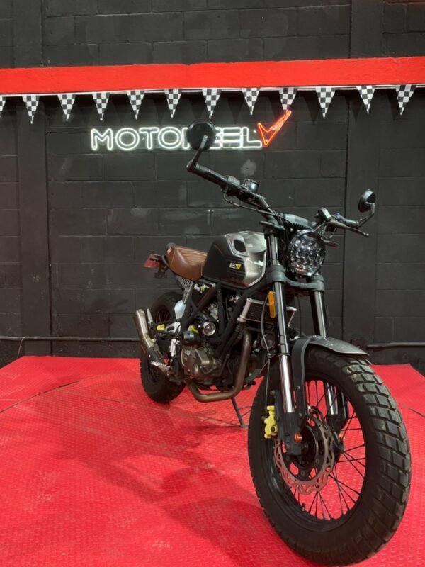MB HORNET RLINE  250CC SCRAMBLE  2023 - Image 2