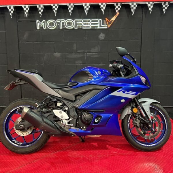 YAMAHA R3 2022