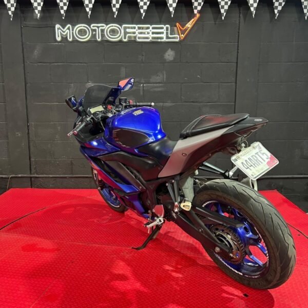 YAMAHA R3 2022 - Image 6
