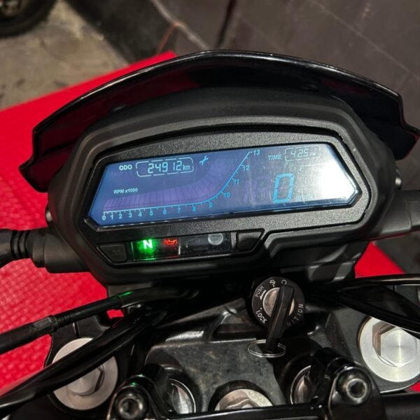 BAJAJ DOMINAR 250 2023 - Image 7