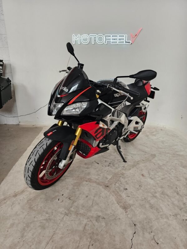 APRILIA TUONO 1100 V4 2018 - Image 4