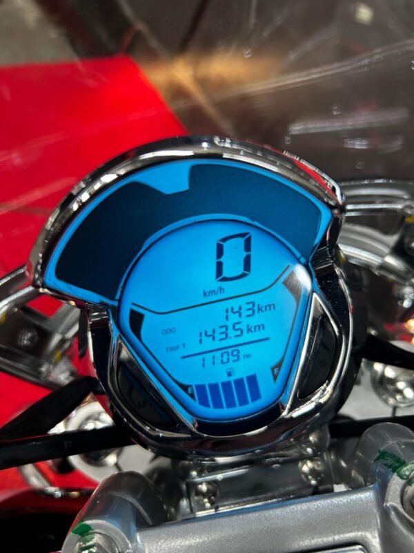 BAJAJ AVENGER 2024 - Image 7