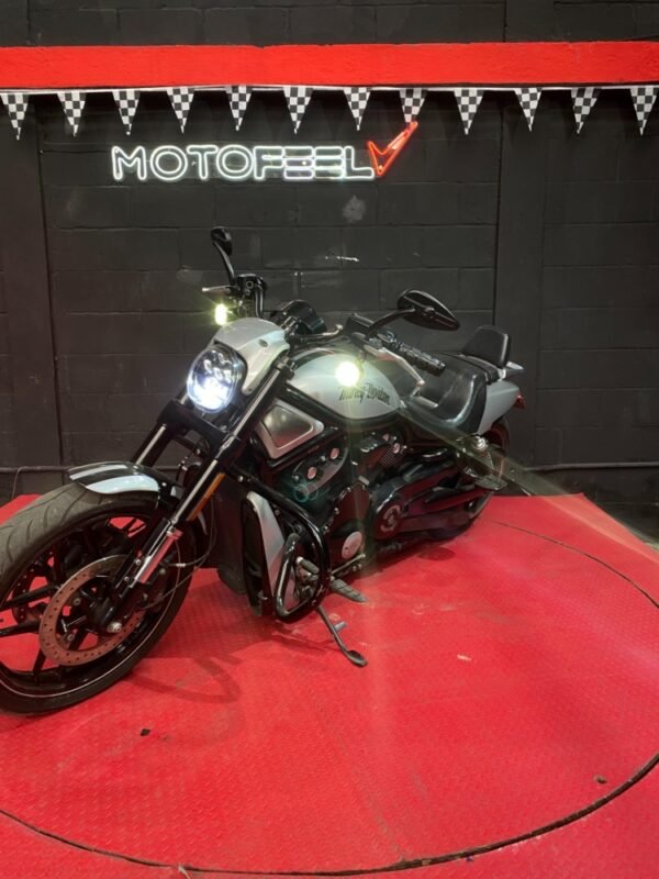 HARLEY DAVIDSON NIGHT ROD 1250 2014 - Image 4