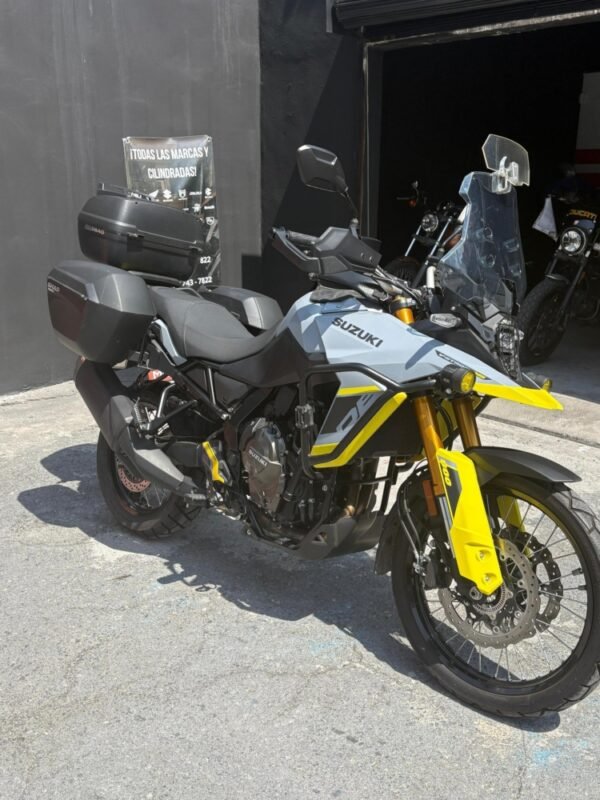 SUZUKI VSTORM 800 2023 - Image 2