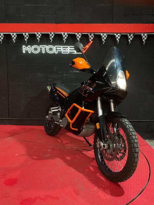 KTM 950 ADVENTURE - Image 2