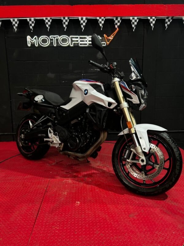 BMW F800 2018 - Image 2