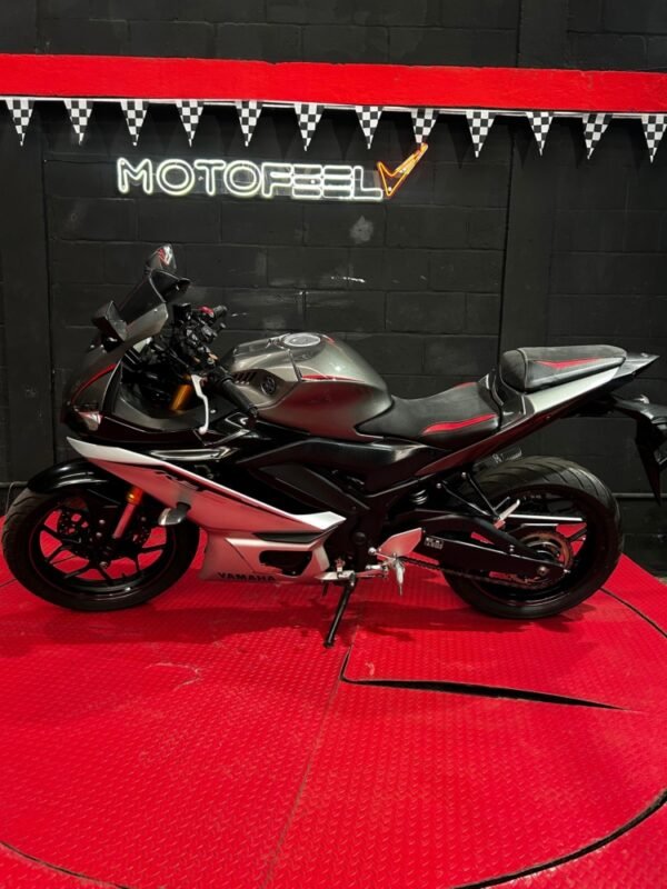 YAMAHA R3 2020 - Image 5