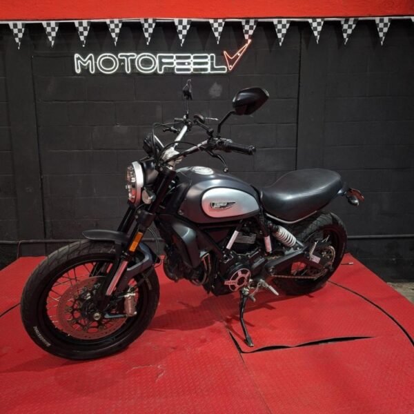 DUCATI SCRAMBLER STREET CLASSIC  2018 - Image 4