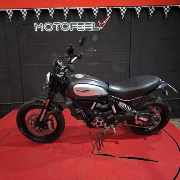 DUCATI SCRAMBLER STREET CLASSIC  2018 - Image 5