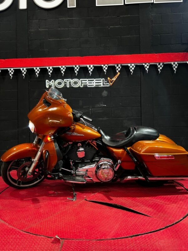 HARLEY DAVIDSON STREET GLIDE - Image 5