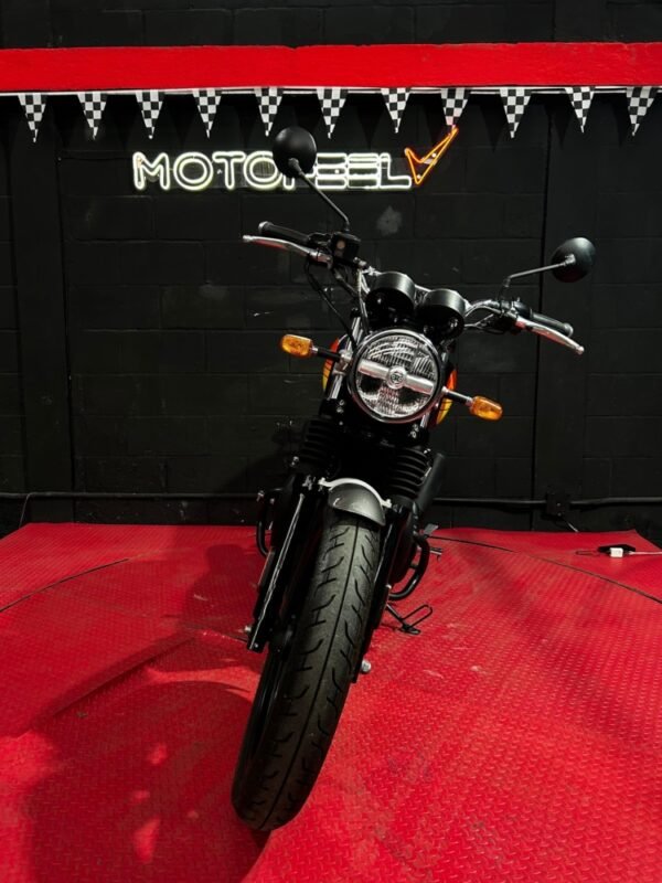 ROYAL ENFIELD INTERCEPTOR 650 2024 - Image 3