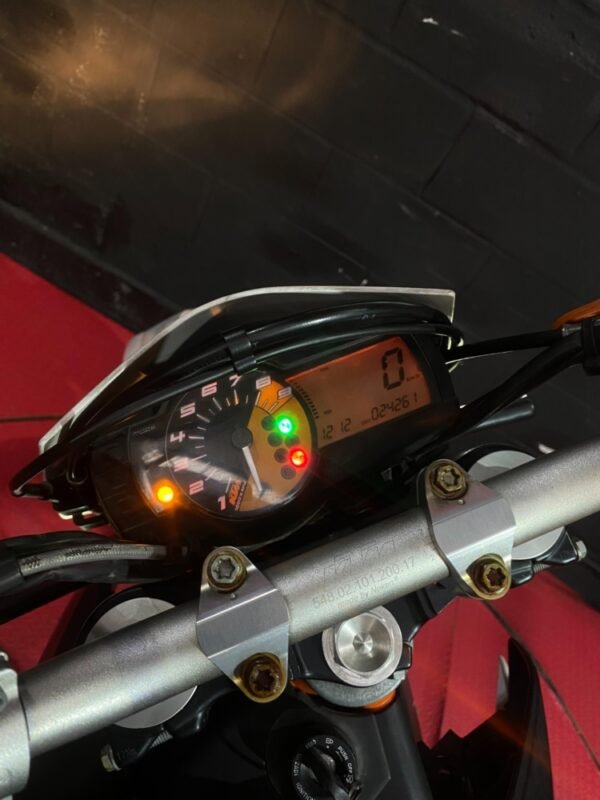 KTM 690 ENDURO - Image 7