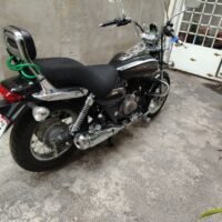 BAJAJ AVENGUER  2024