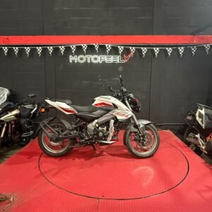 BAJAJ PULSARNS 160 2024