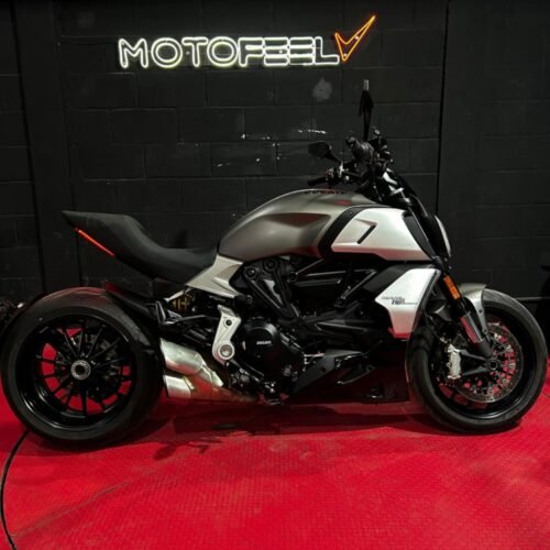 DUCATI DIAVEL 1260 2019