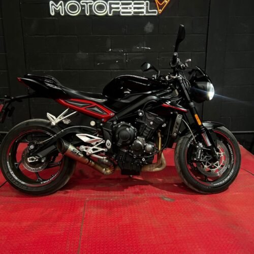 TRIUMPH STREET TRIPLE 765 2018