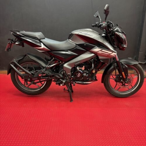 PULSAR NS125 UG DEL 2024