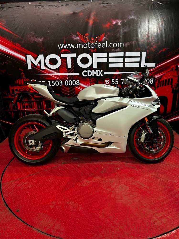 motosF DUCATI PANIGALE F DUCATI PANIGALE F jpg motosF DUCATI PANIGALE F DUCATI PANIGALE F jpg