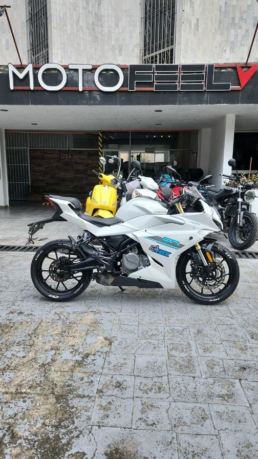 motosF CFMOTO SR F CFMOTO SR F jpg motosF CFMOTO SR F CFMOTO SR F jpg