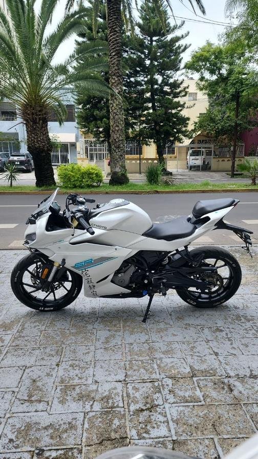 motosF CFMOTO SR F CFMOTO SR F jpg motosF CFMOTO SR F CFMOTO SR F jpg